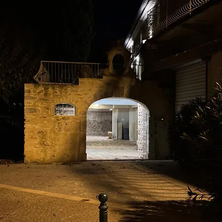 Mas Provencal D'exception Avec - Terrasse 130 M2 - Parking Prive Et A Pied - Depart Des Gorges De L'ardeche Villa